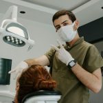 Zubní implantáty fotka